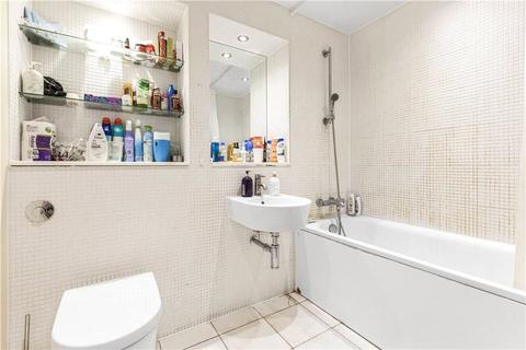 undefined, Prestons Road, London, E14