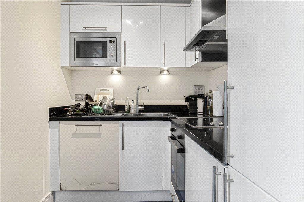 Reception/Kitchen
