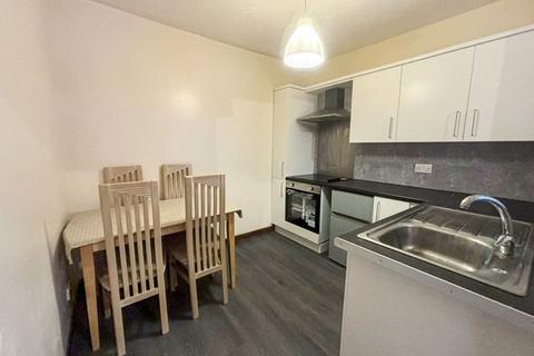 1 bedroom flat to rent, London Road, High Wycombe, HP11