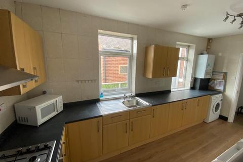 3 bedroom terraced house to rent, 283A Ecclesall Road, Sheffield