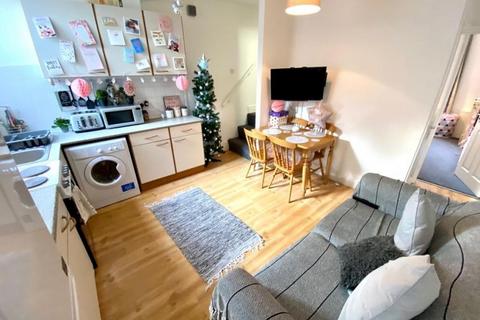 3 bedroom flat to rent, 375a Ecclesall Road, Sheffield