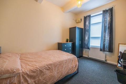 3 bedroom flat to rent, 42 Townhead Street, City Centre