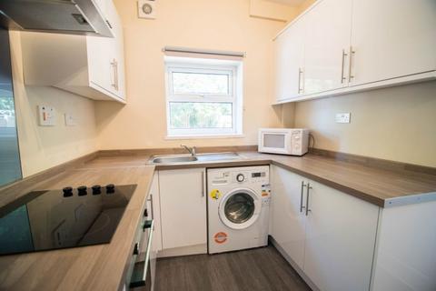 3 bedroom house share to rent, 74 Langdon Street, City Centre