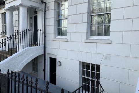 2 bedroom flat to rent, Flat 5, 4 Clarendon Square, CV32 5QJ