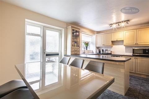 15 Busk Knoll, Sheffield, S5 7JP