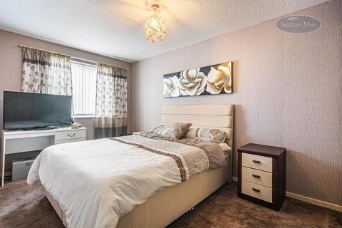 15 Busk Knoll, Sheffield, S5 7JP