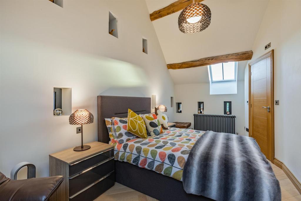 8484467-interior23.jpg