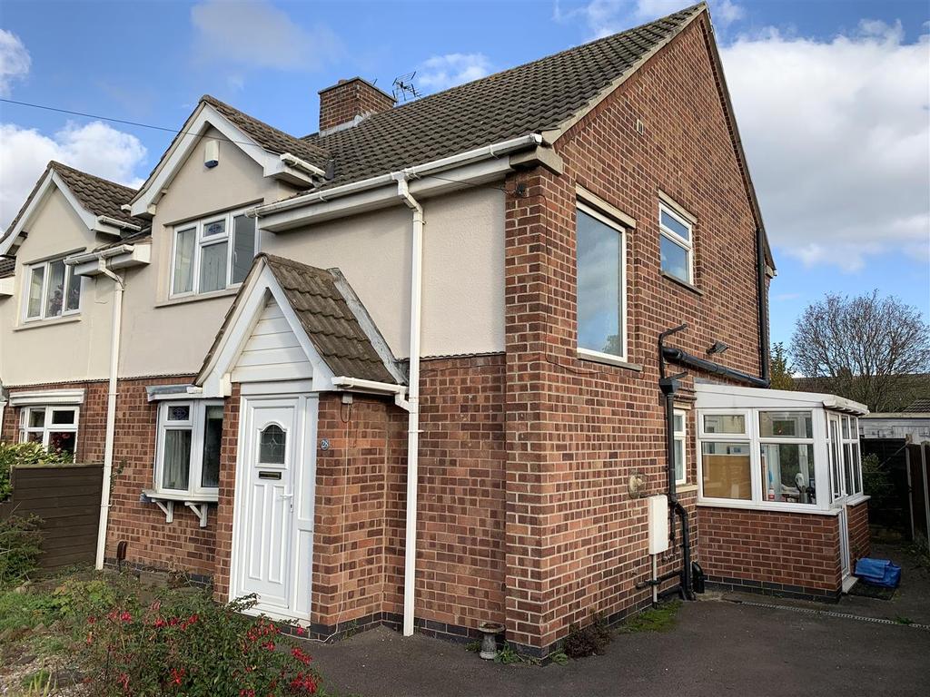 Wyvelle Crescent, Kegworth, Derby 4 bed semidetached house £1,400