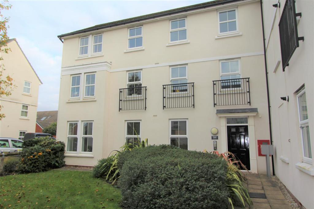 Imperial Court, Walton Locks, Warrington 2 bed flat £800 pcm (£185 pw)