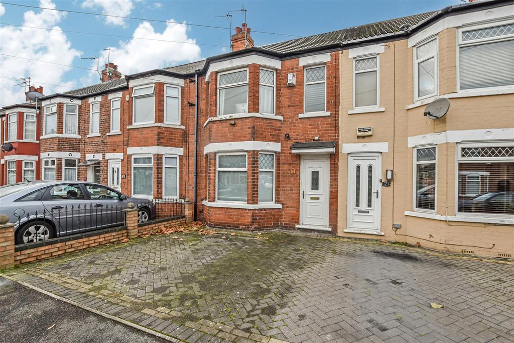 Cardigan Road, Hull 2 bed terraced house £120,000