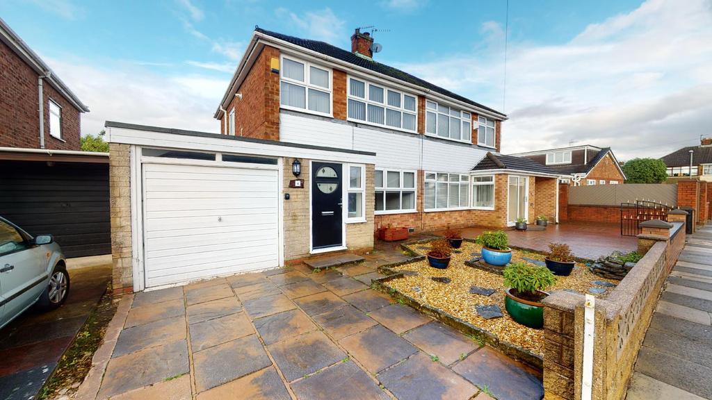 Pine Close, Kirkby, Liverpool, L32 0 3 bed semidetached house £175,000