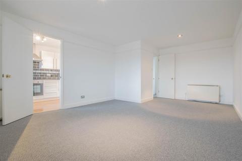 2 bedroom apartment for sale - Foxes Close, Hertford