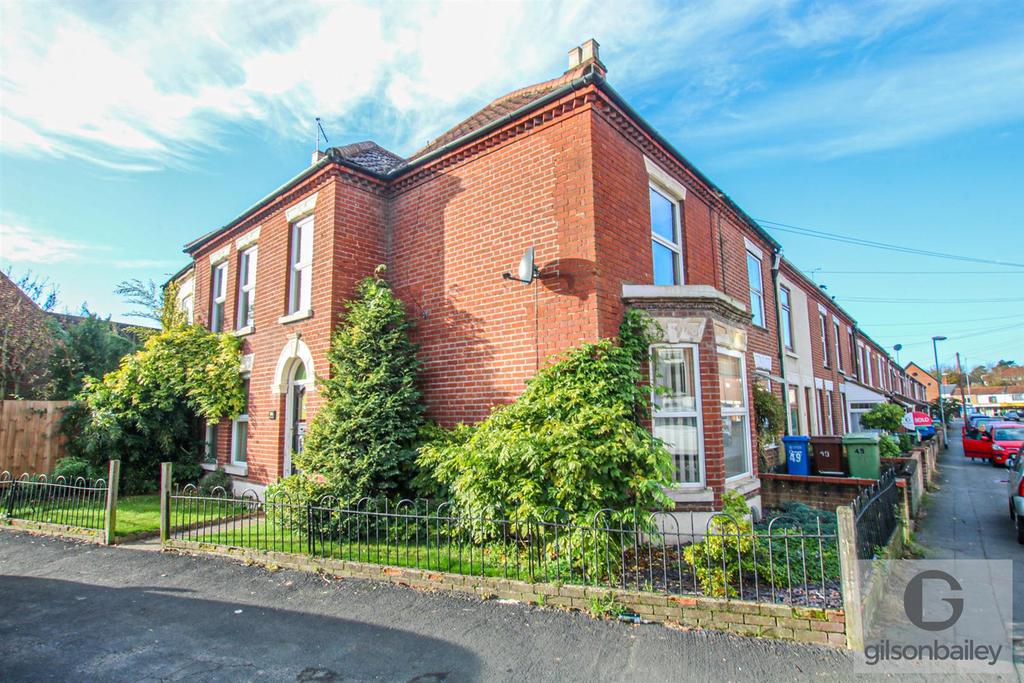 Violet Road, Norwich 3 bed end of terrace house £275,000