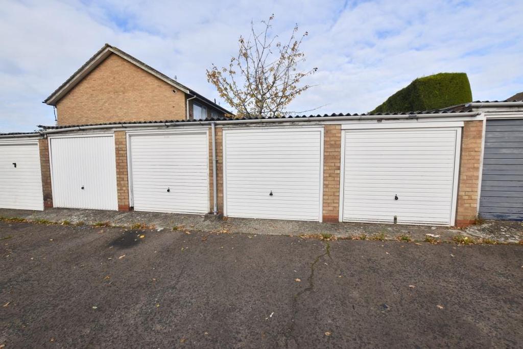 Garage En-Bloc