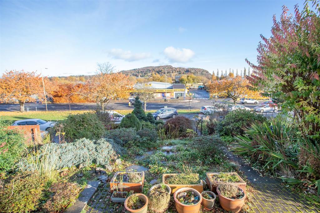 Glenearn Road, Perth 3 bed end of terrace house £144,950