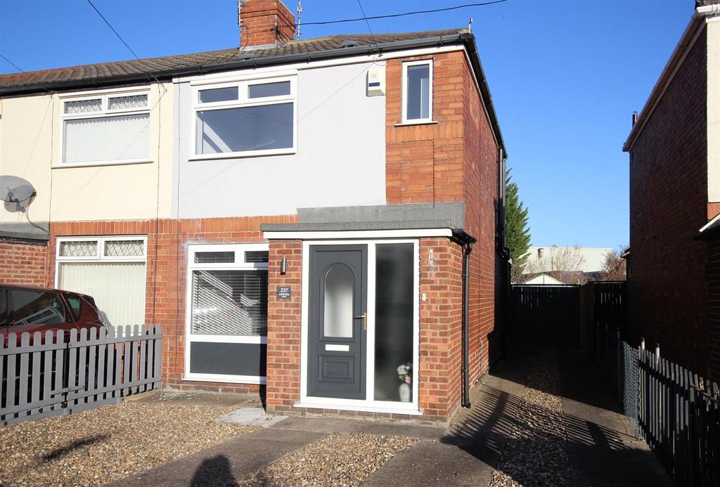 Brooklands Road, Hull 2 bed terraced house £139,950