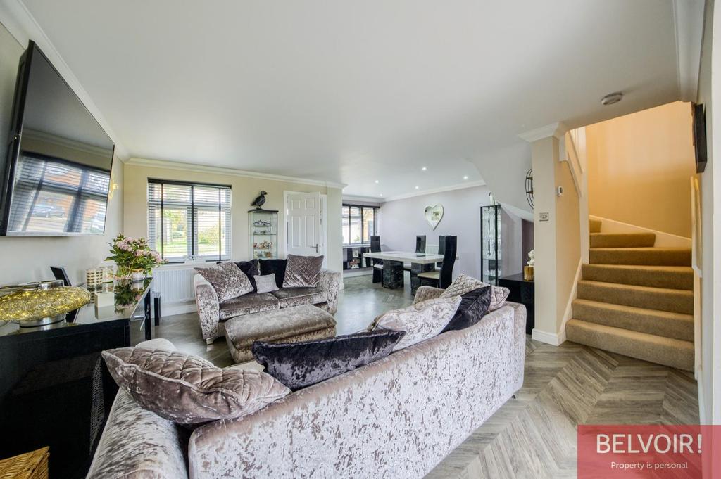 Alderman Way, Weston Under Wetherley, Leamington Spa 3 bed semi