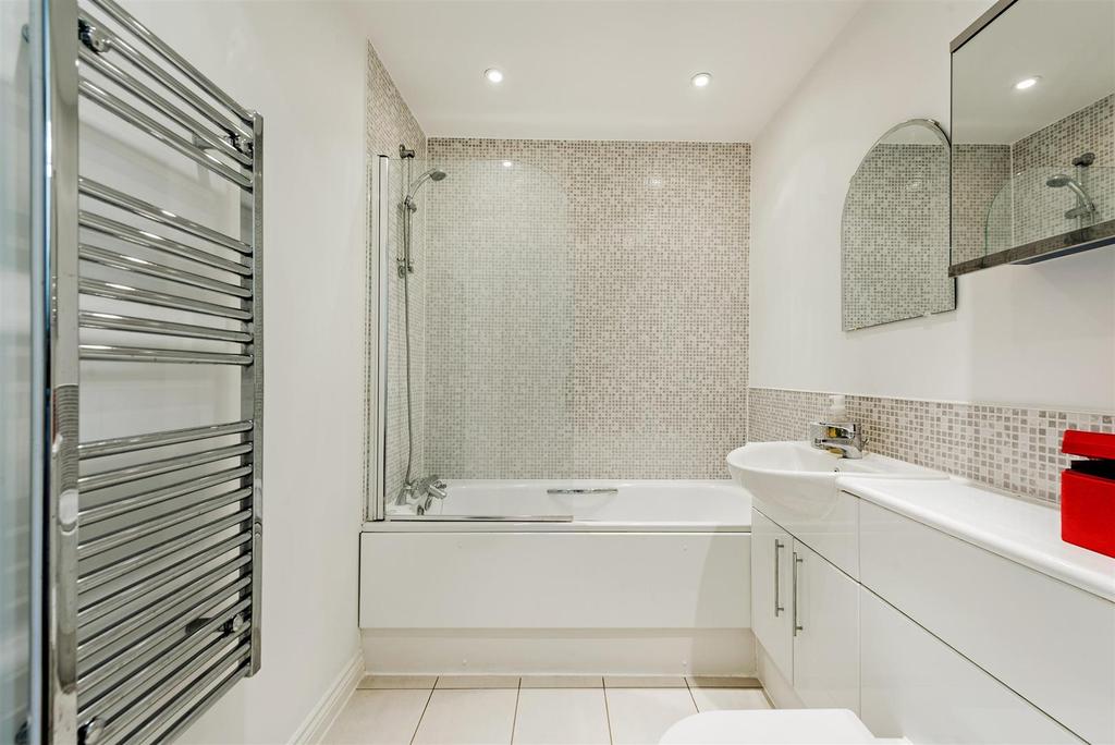 Bathroom.jpg