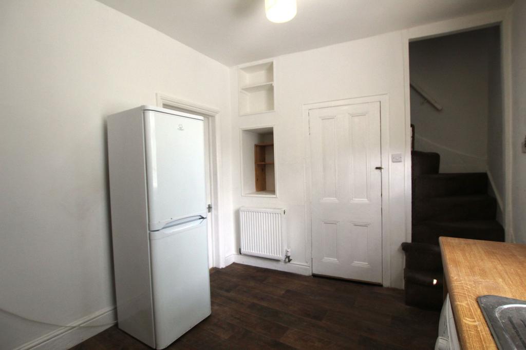House in Sheffield, South Yorkshire - View 4