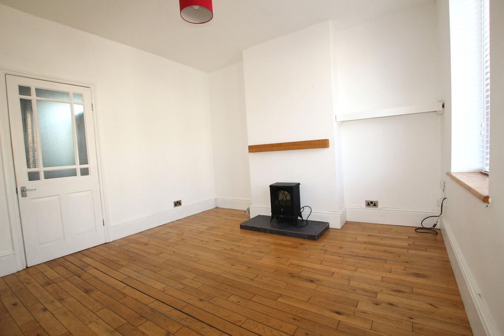 House in Sheffield, South Yorkshire - More
