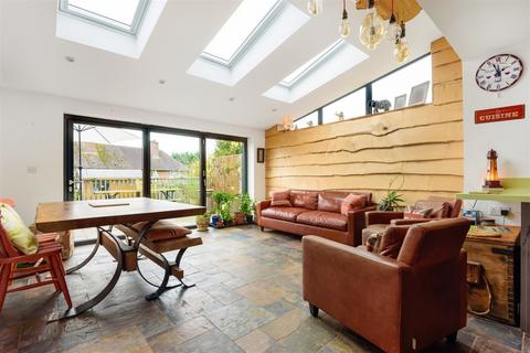 18 Luffs Meadow, Northchapel, Petworth, GU28 9HN
