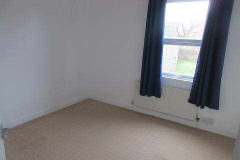 3 bedroom terraced house to rent, Sutton Road, Kidderminster DY11