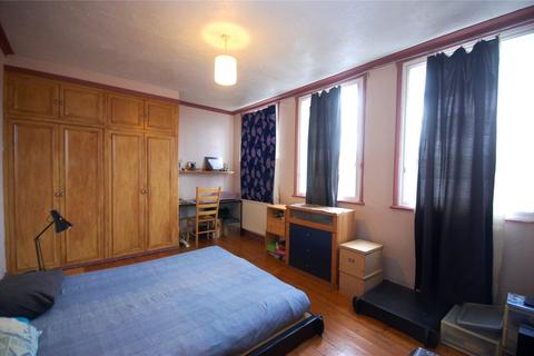 2 bedroom apartment for sale - Halliwick Court, Woodhouse Road, North Finchley, N12