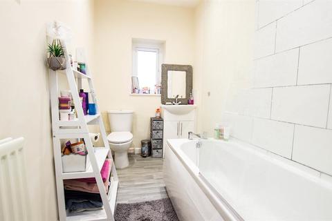 27 Gordon Street, Darwen, BB3 0EB