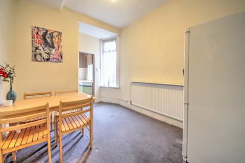 41 Belsize Avenue, London, N13 4TL