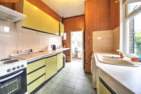 41 Belsize Avenue, London, N13 4TL