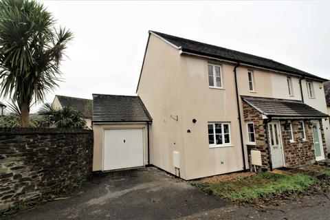 1 Godolphin Park, Callington, PL17 7TD