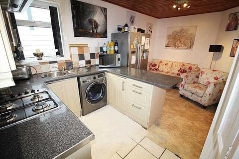 3 bedroom end of terrace house for sale - Roils Head Road, Highroad Well, Halifax