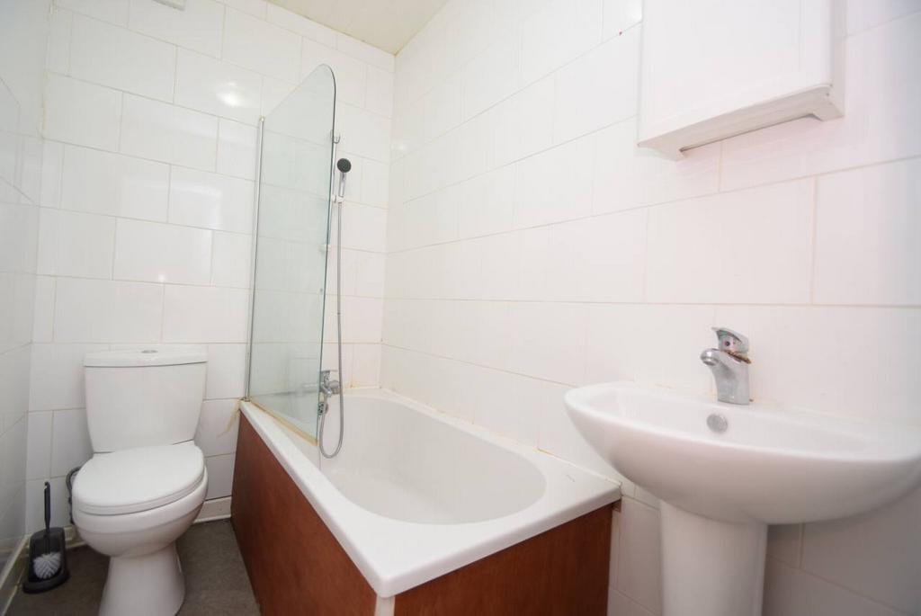 Apartment in Manchester, Levenshulme - More