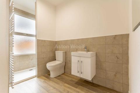 2 bedroom terraced house to rent, Chilwell Street, Lenton