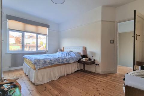 undefined, Heybridge Avenue, London, SW16