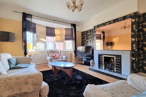 undefined, Heybridge Avenue, London, SW16