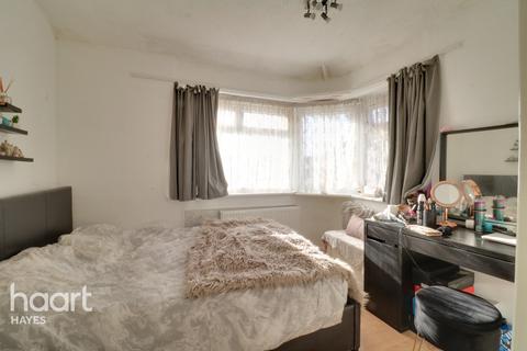 13 Wyatt Close, Hayes, UB4 0BT