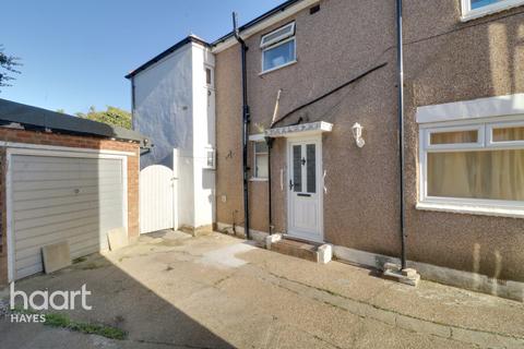 13 Wyatt Close, Hayes, UB4 0BT
