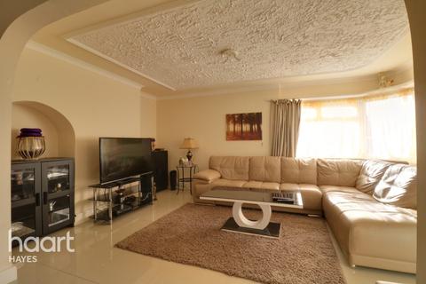 13 Wyatt Close, Hayes, UB4 0BT