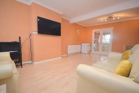 2 bedroom terraced house to rent - Norman Road, Hornchurch, Essex, RM11