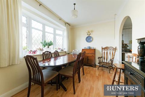 28 Romney Road, New Malden, KT3 5NN