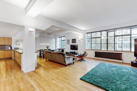 3 bedroom apartment to rent, St John Street, EC1V