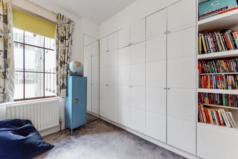 2 bedroom apartment to rent, St John Street, EC1V