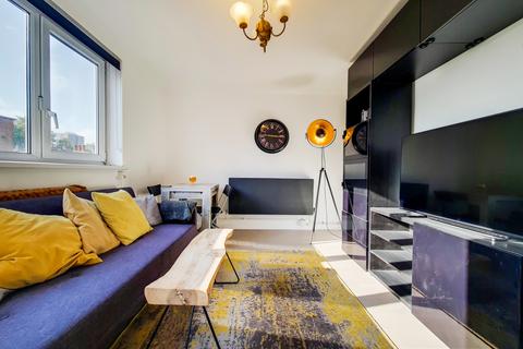 1 bedroom apartment to rent, Bazely Street, London, E14