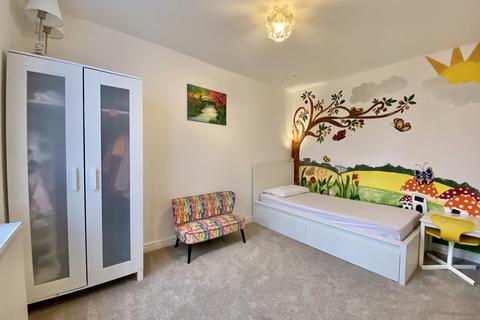 22 Kettering Road, Manchester, M19 3FN
