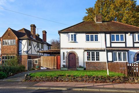 6 Tiepigs Lane, Bromley, BR2 7HJ