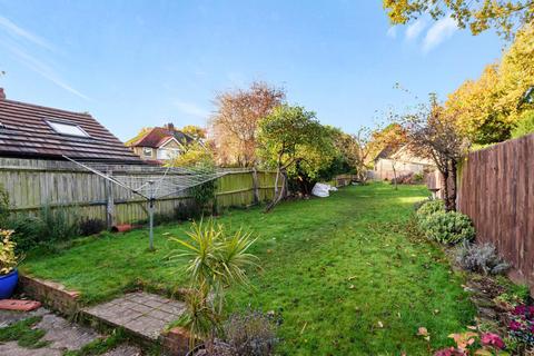 6 Tiepigs Lane, Bromley, BR2 7HJ