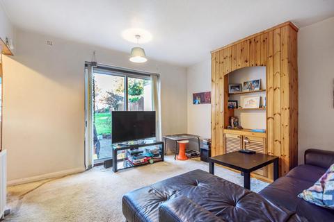 6 Tiepigs Lane, Bromley, BR2 7HJ