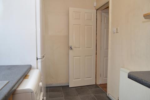 163 Limeside Road, Oldham, OL8 3LT