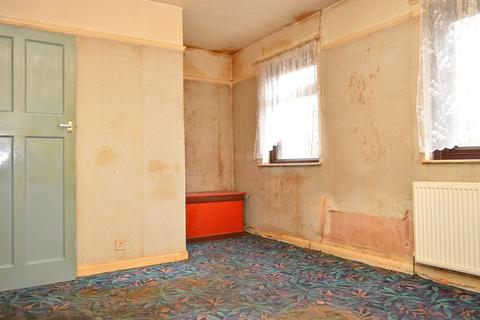 163 Limeside Road, Oldham, OL8 3LT